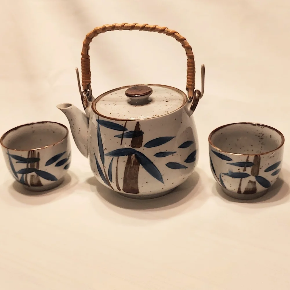 Japanese Vintage Tea Pot Set. Hand Painted Porcelain with Bamboo Handle.